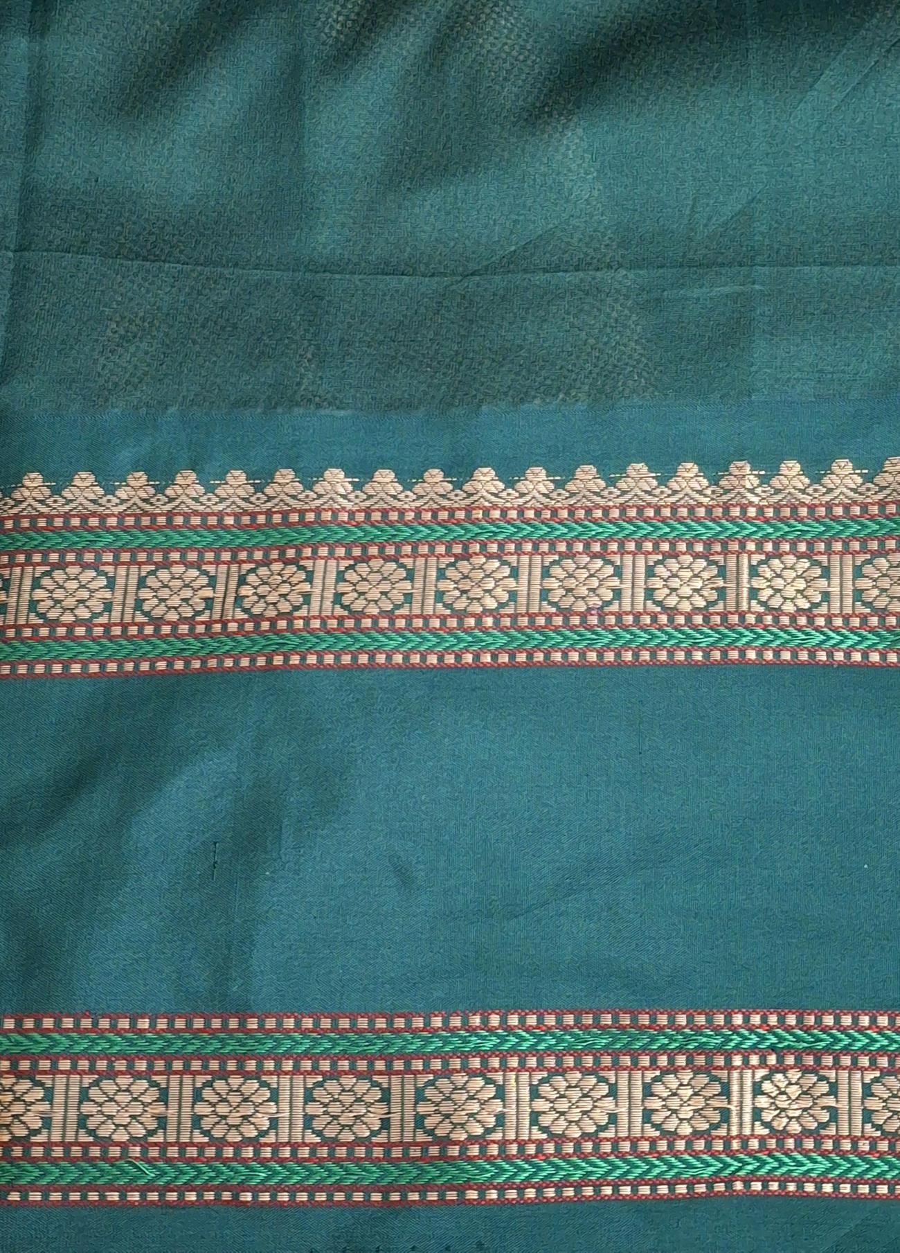 Emerald Dual-tone Checks Kora Elegance