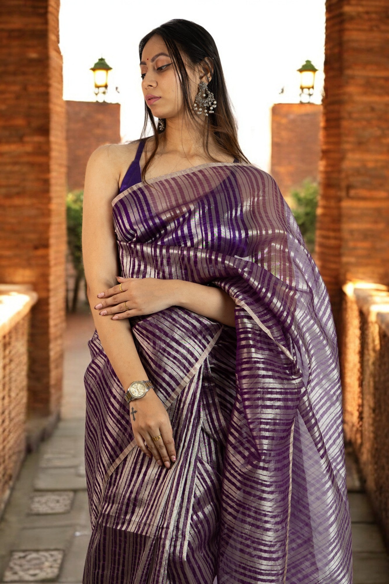 Golden purple Striped Tissue Glow