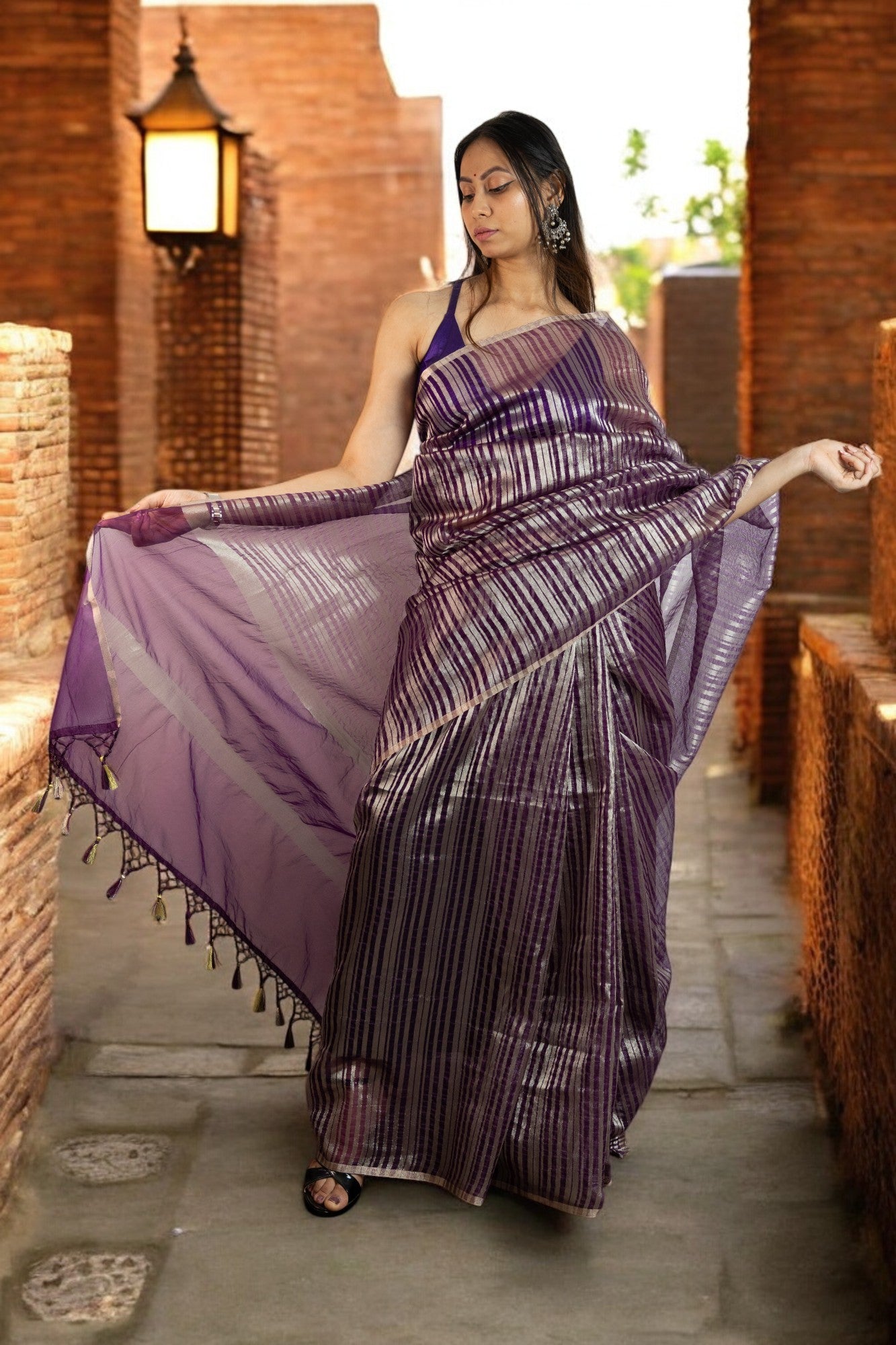 Golden purple Striped Tissue Glow