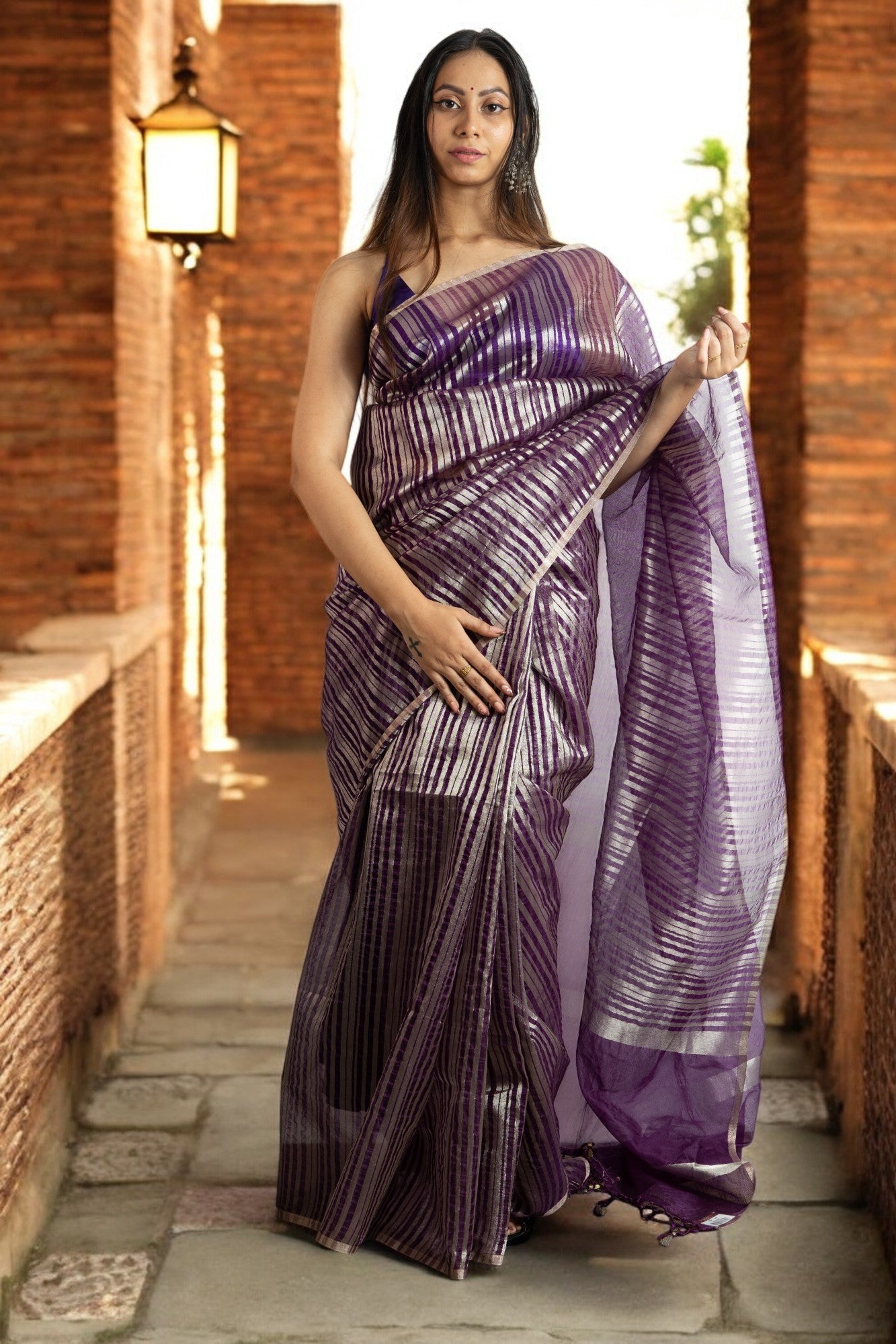 Golden purple Striped Tissue Glow