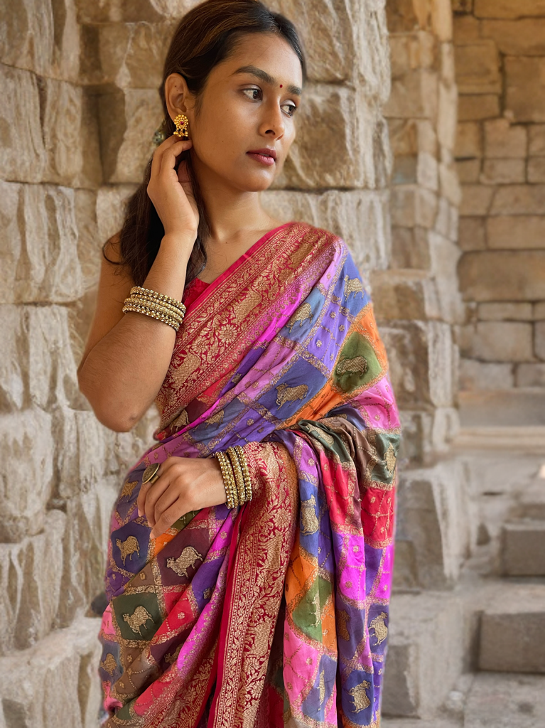 Gauri Multicolour Handpainted Shikargah