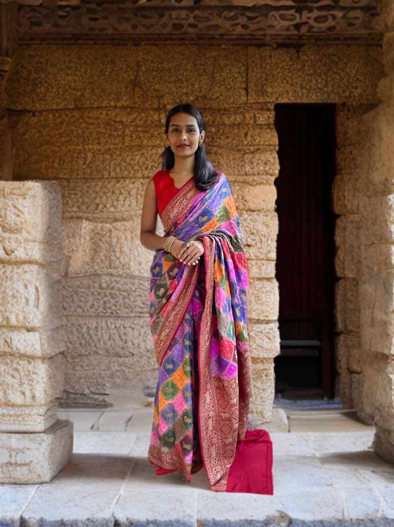 Gauri Multicolour Handpainted Shikargah