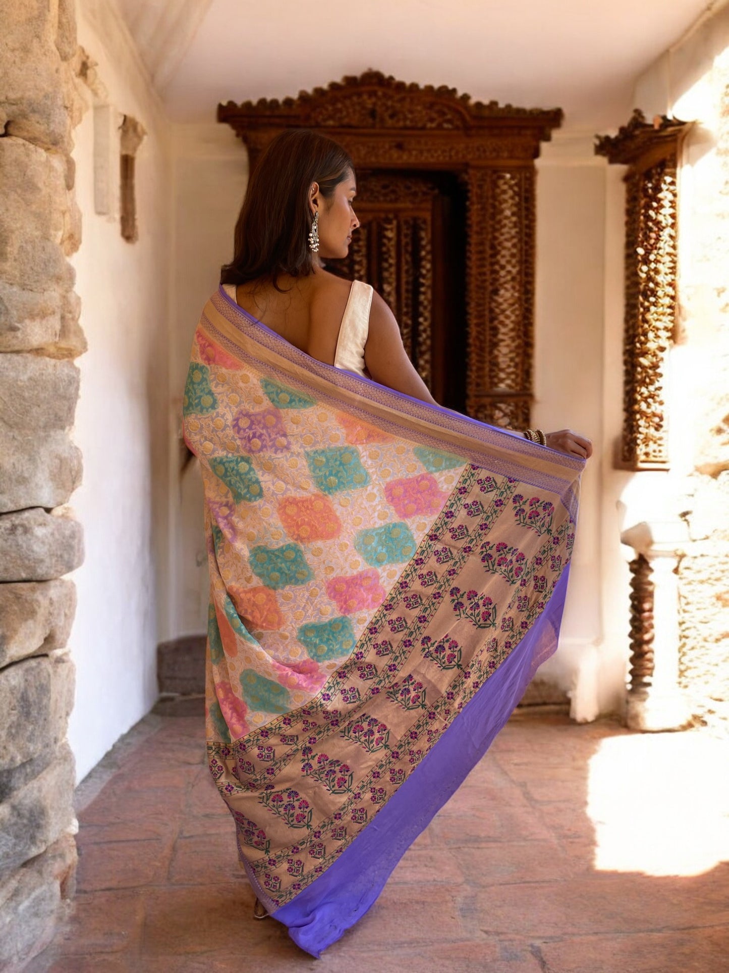 Paithani Garden in Painted Gleam