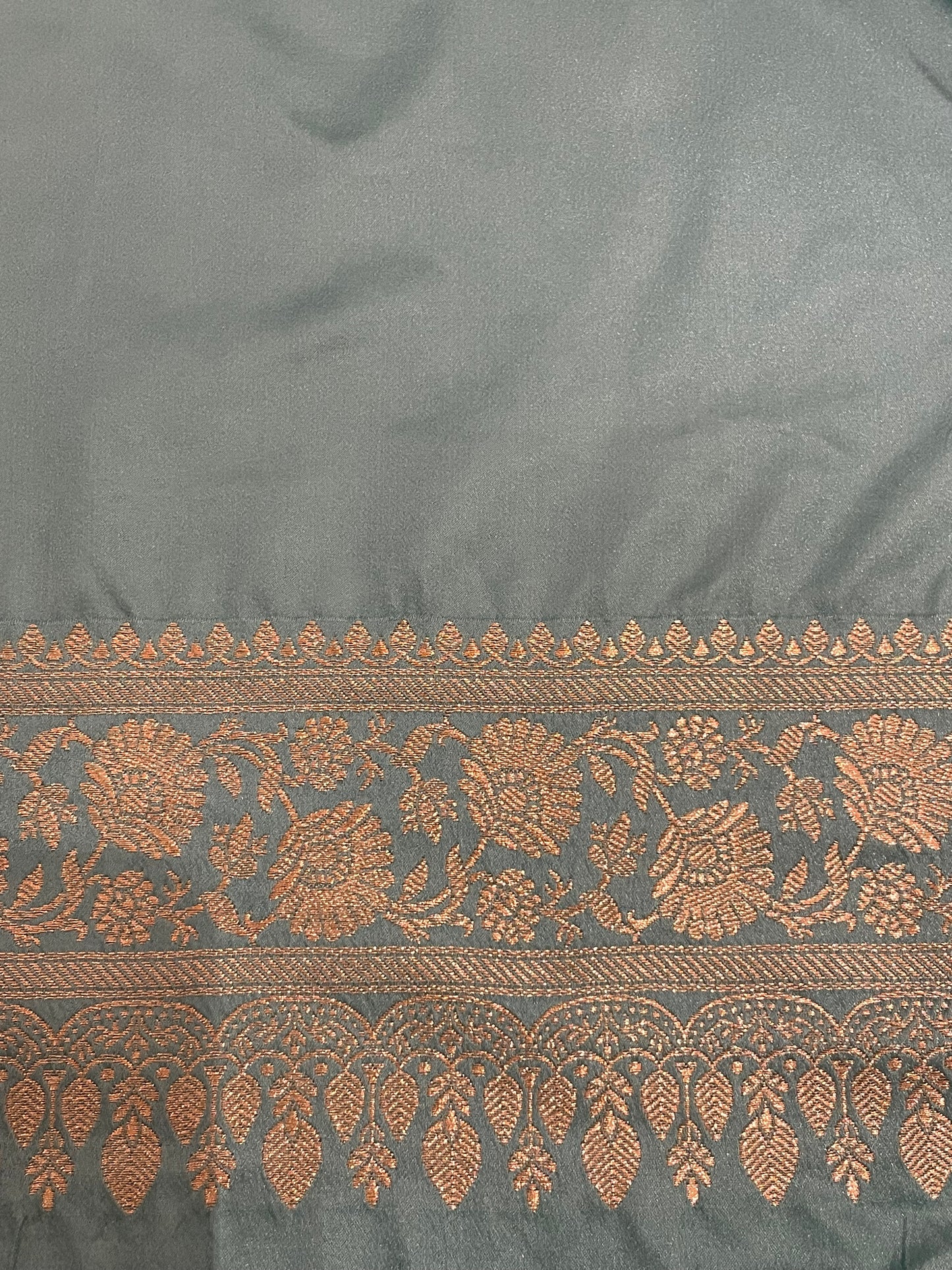 Sea Green Kalgi Mughal Floral Poise