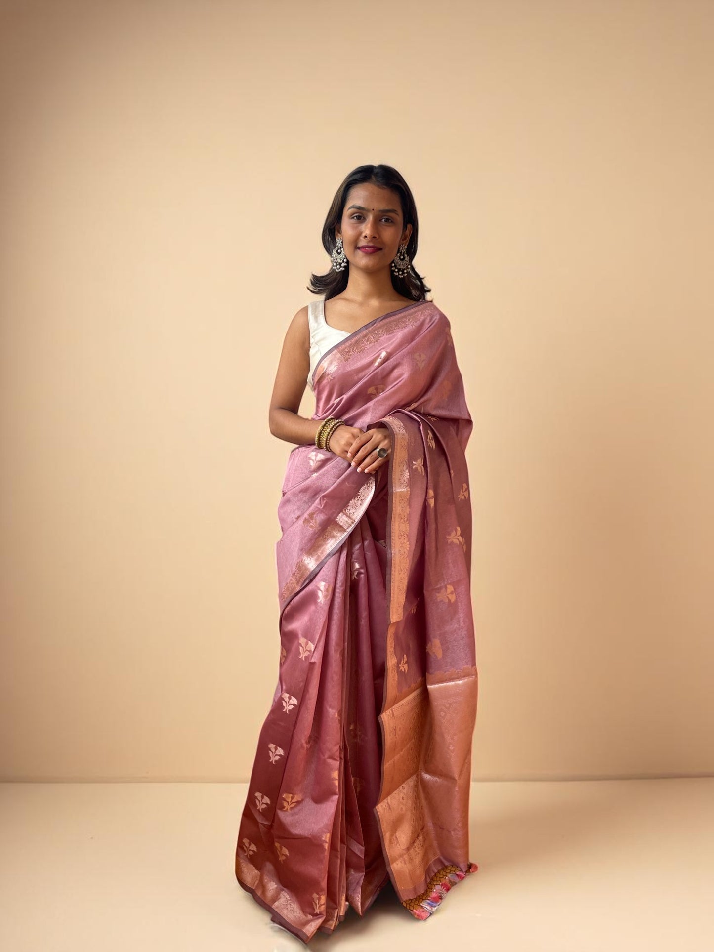 duski pink Petal Brocade Bloom