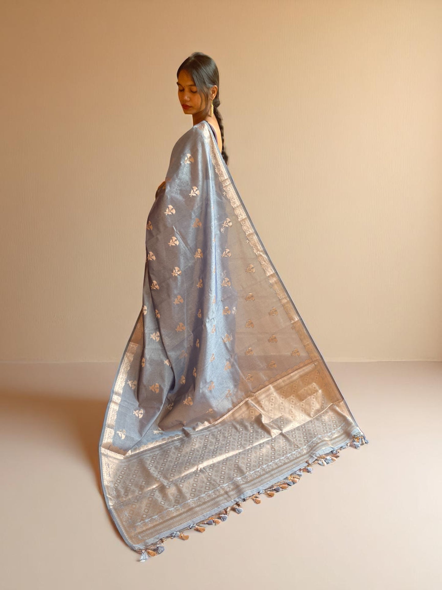 Grey Grace Brocade Gleam