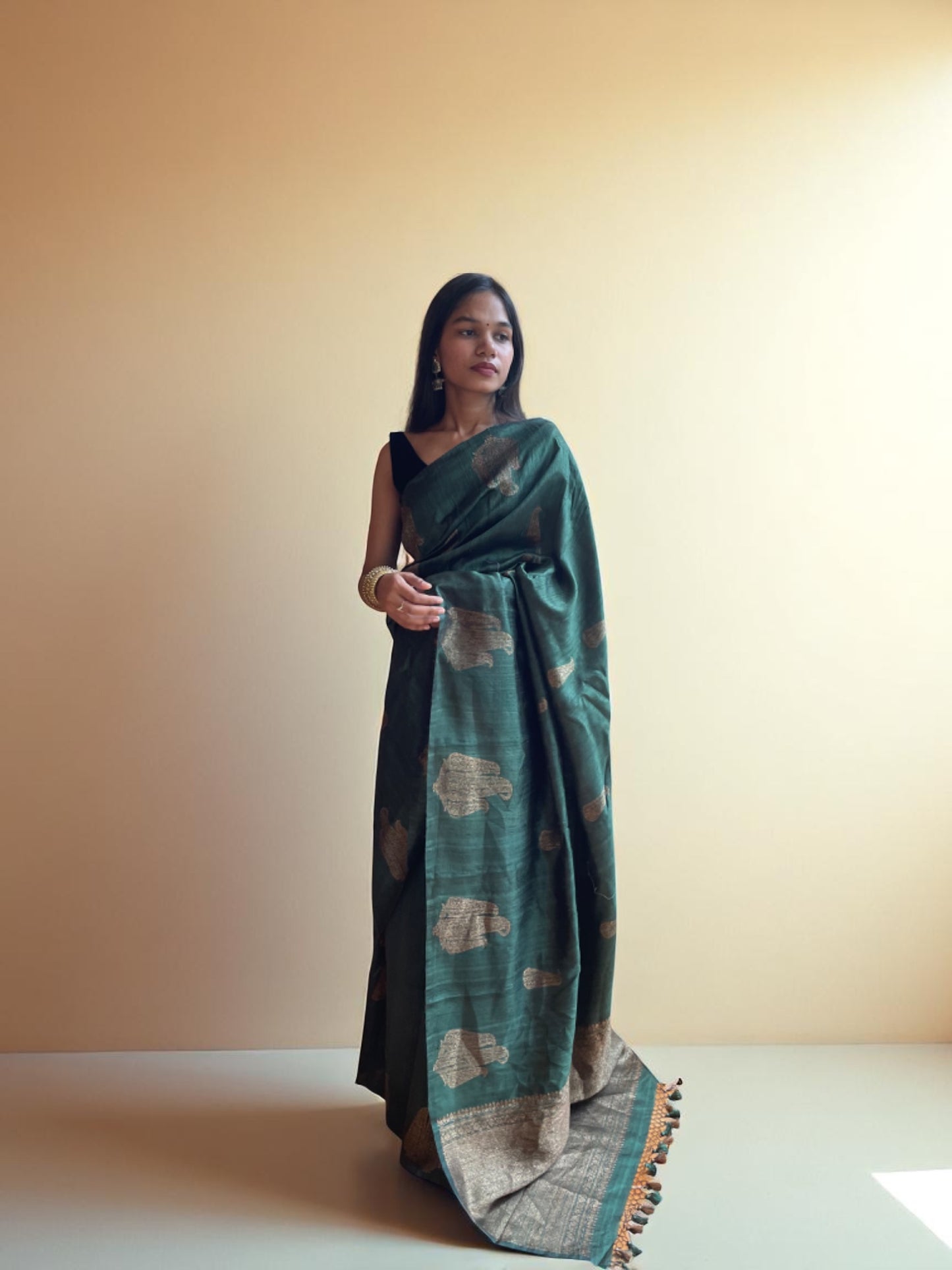 Teal Antique Kadwa Bloom