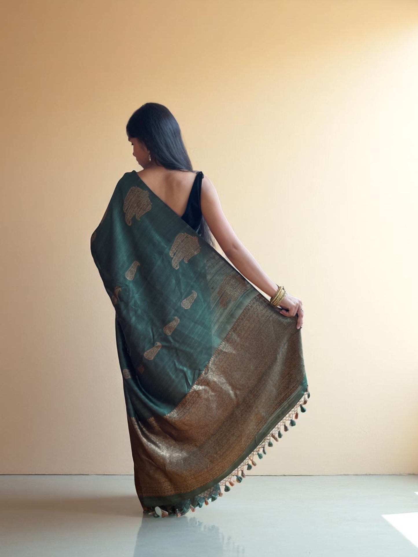 Teal Antique Kadwa Bloom