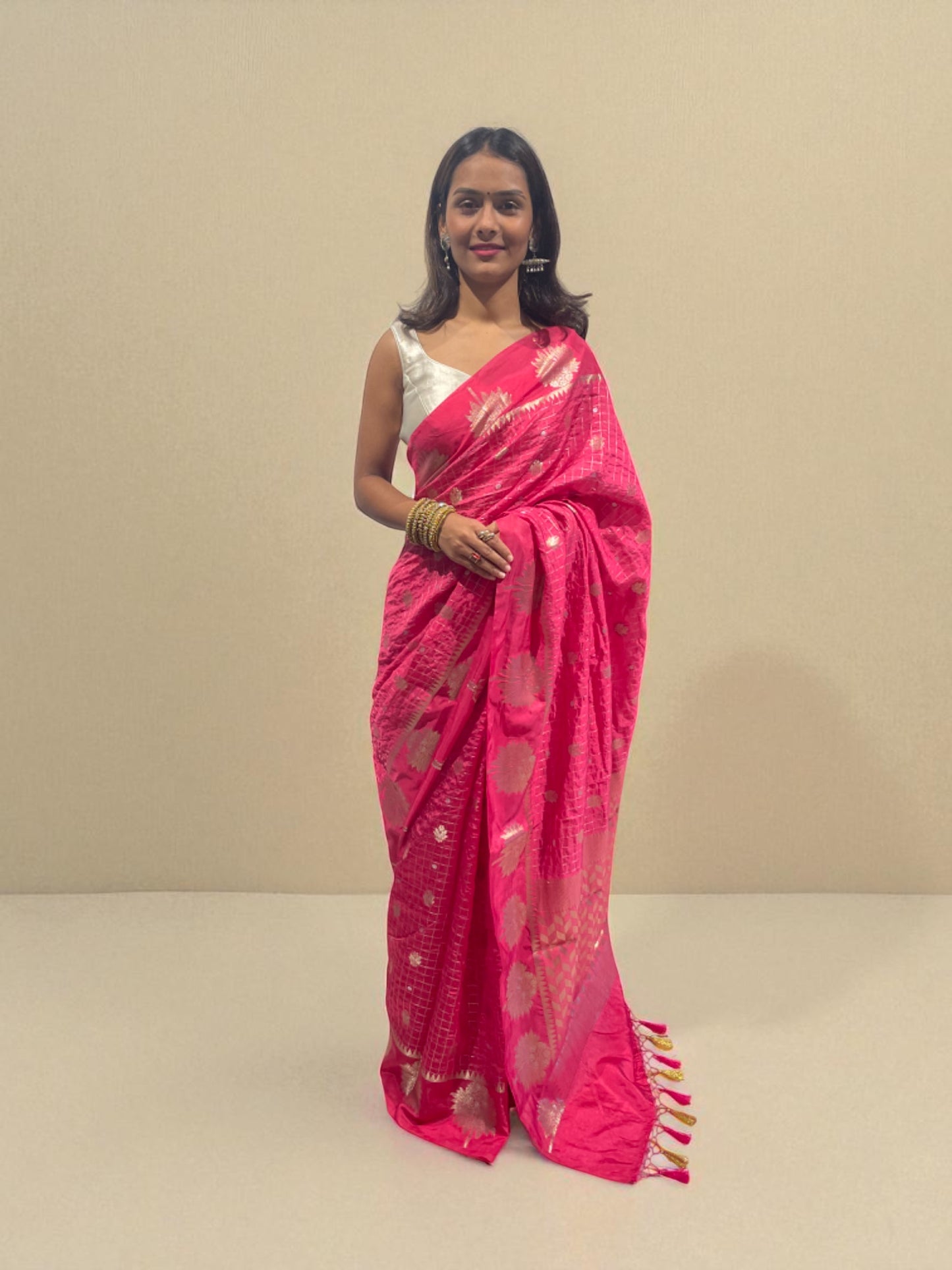 Gulab Noor Zari Weave
