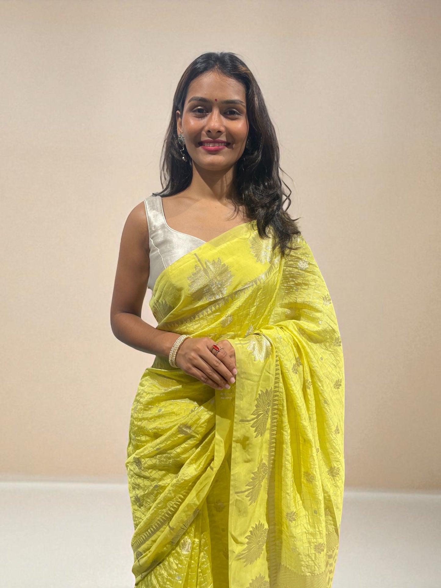 Sunlit Bloom Zari Drape