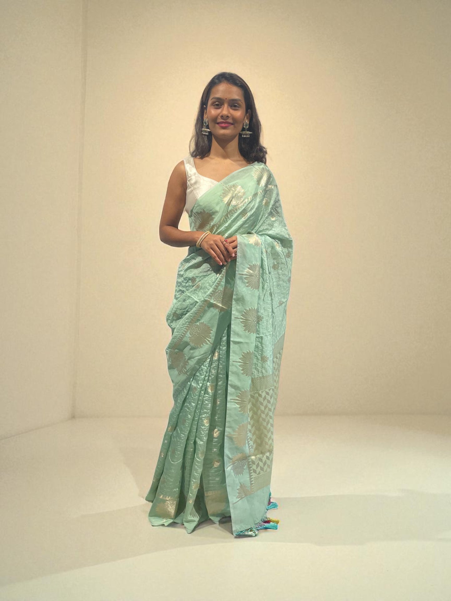 Ocean Dew Zari Threads