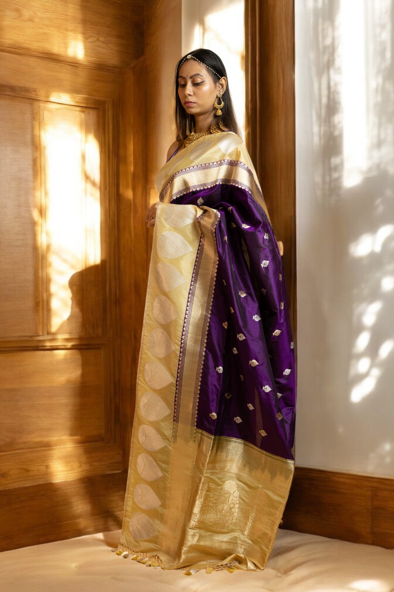 Royal Purple Mughal Bloom