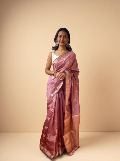 duski pink Petal Brocade Bloom