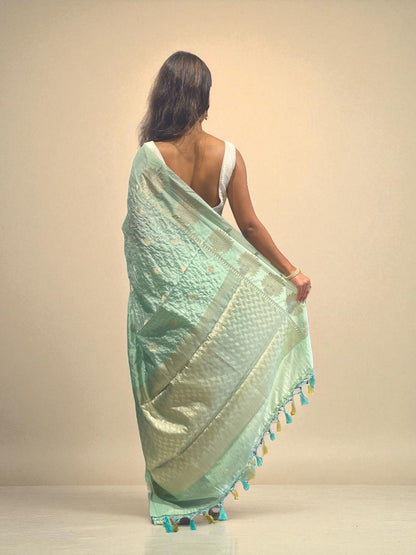 Ocean Dew Zari Threads