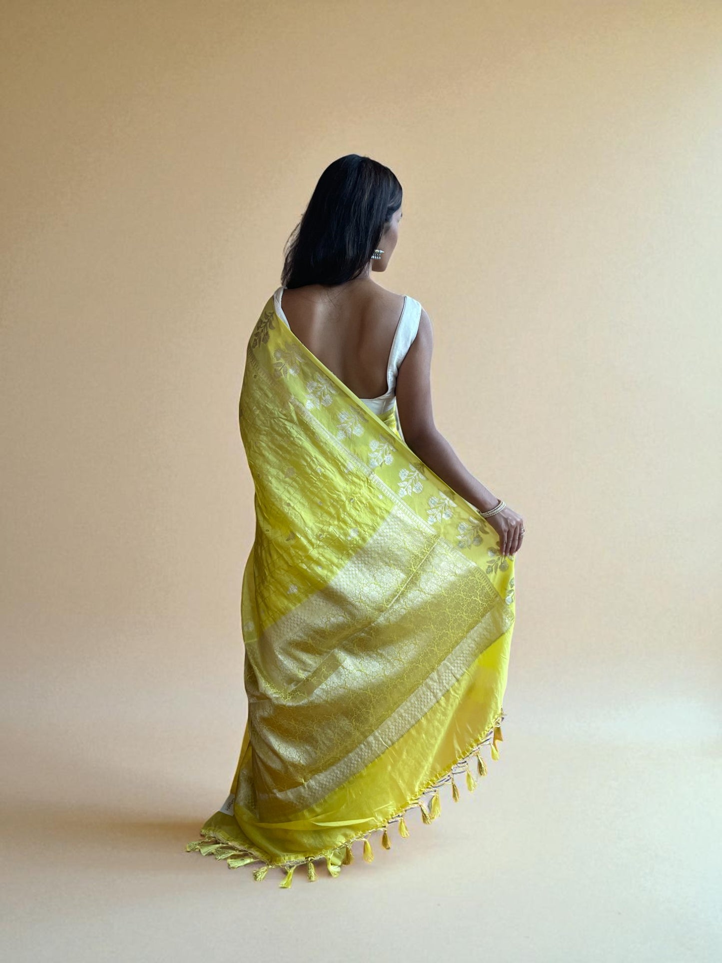 Golden Glow Zari Weave