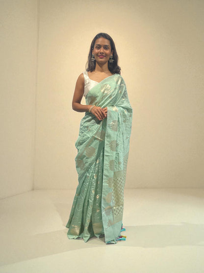 Ocean Dew Zari Threads